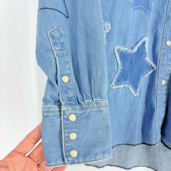 Wrangler x Lainey Wilson Starry Western Snap Denim Shirt - Picture 8 of 15
